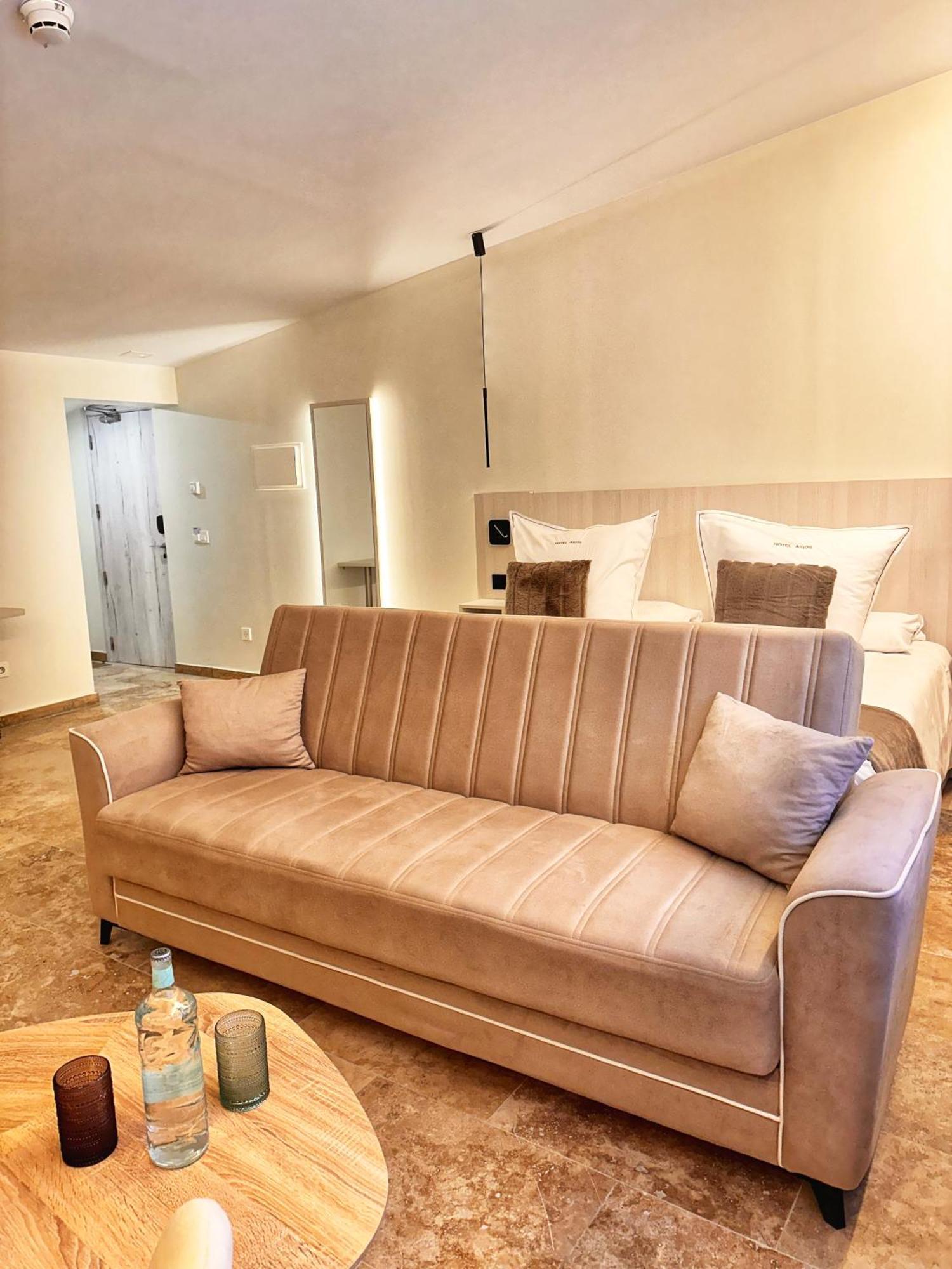 Boutique Hotel Comtal Empuries Roses Buitenkant foto
