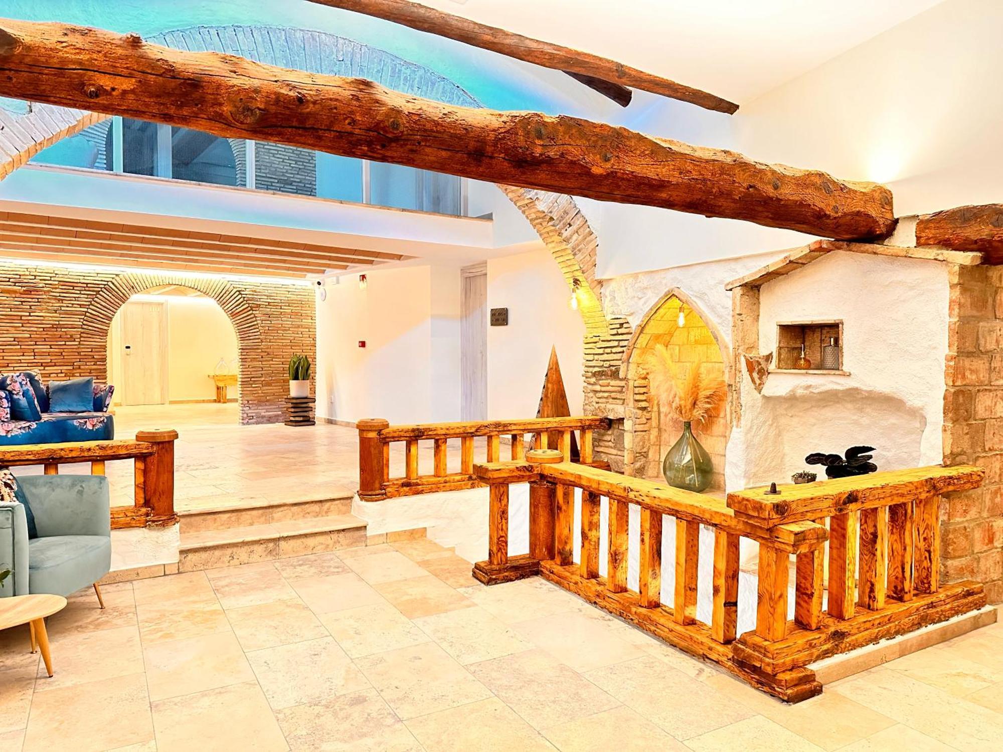 Boutique Hotel Comtal Empuries Roses Buitenkant foto