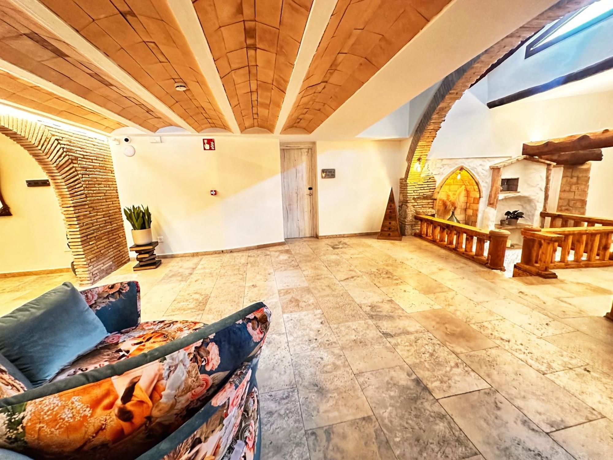 Boutique Hotel Comtal Empuries Roses Buitenkant foto