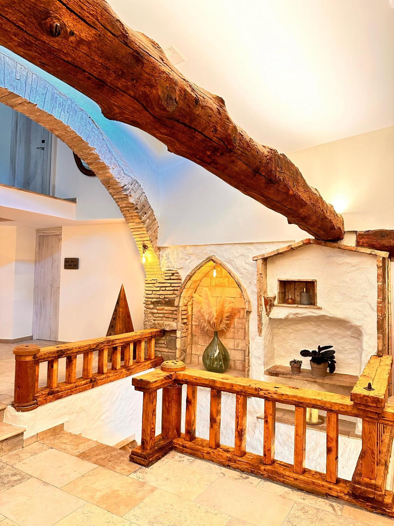 Boutique Hotel Comtal Empuries Roses Buitenkant foto