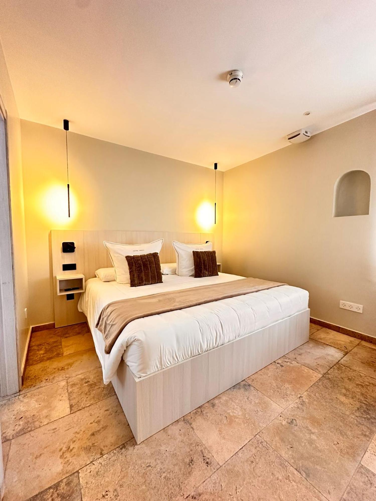 Boutique Hotel Comtal Empuries Roses Buitenkant foto
