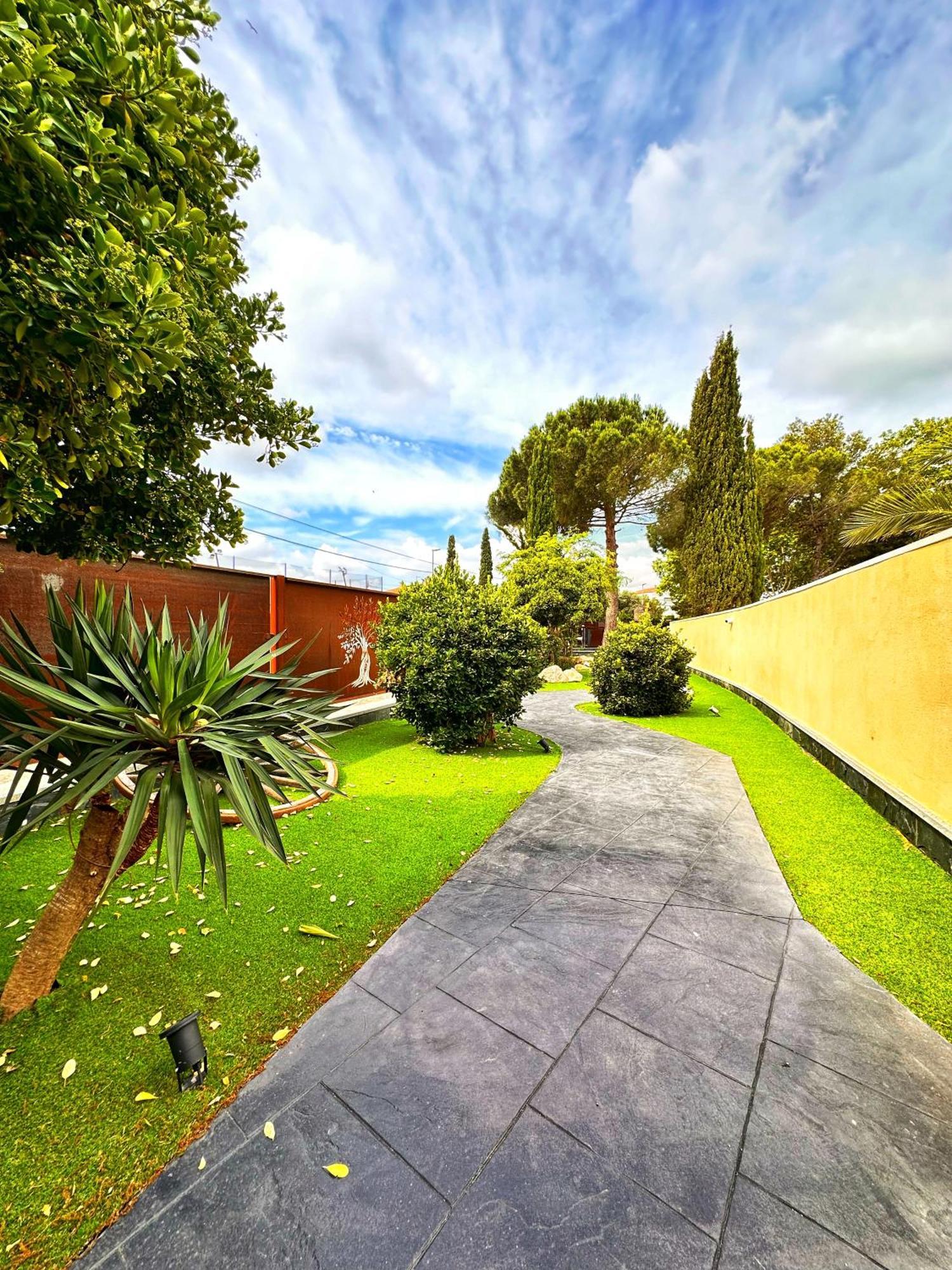 Boutique Hotel Comtal Empuries Roses Buitenkant foto